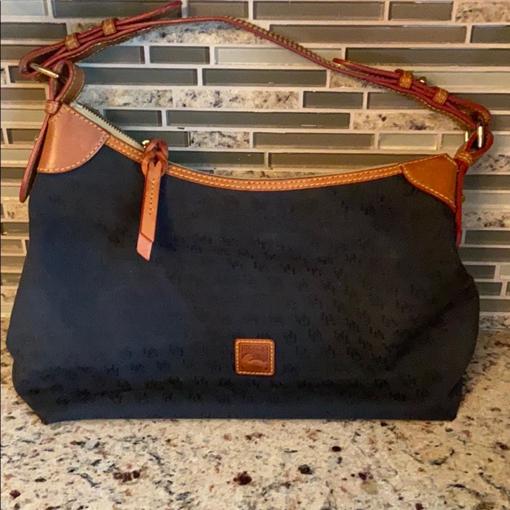 Dooney & Bourke handbag purse black